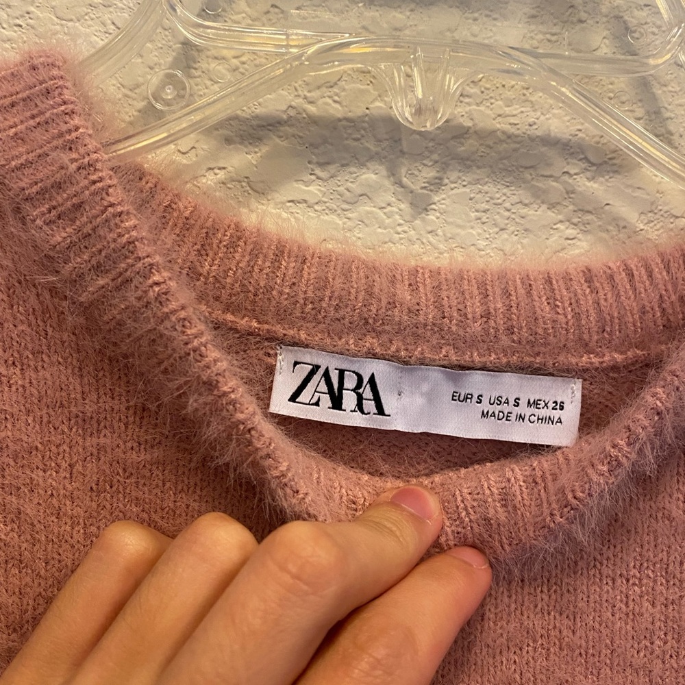 sweater - Picture 2 of 3